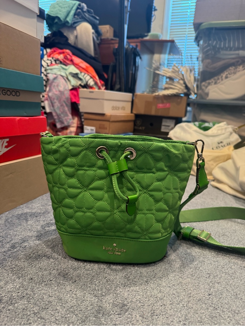 Kate spade bucket bag black